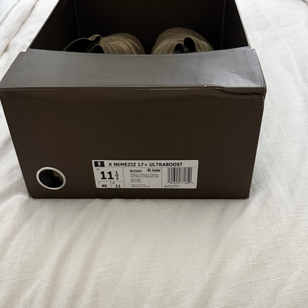 Adidas Khaki Green Slip-On Shoes - Picture 2 of 6